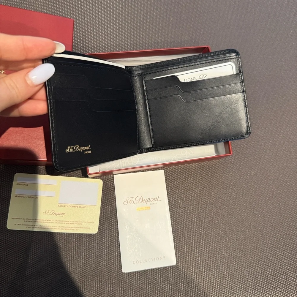 S.T. Dupont Bifold Wallet black leather